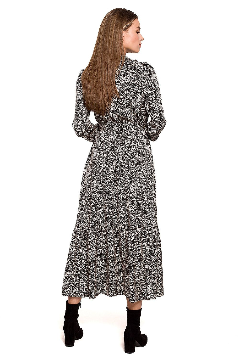 Rear view of the Elegance Meets Comfort: Leopard Print Maxi Dress with Ruffle and Stand-Up Collar by Stylove, highlighting the beautifully tiered design and belt detail, perfect for a chic and comfortable outfit.