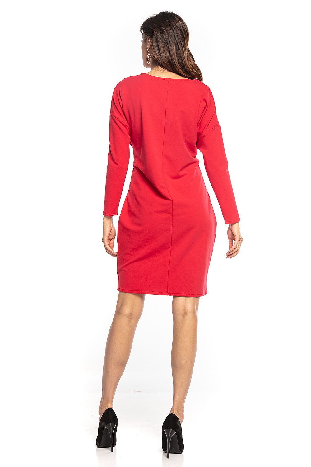 Back view of an elegant red kimono style midi dress by Tessita, emphasizing the refined lines and luxurious fashion.