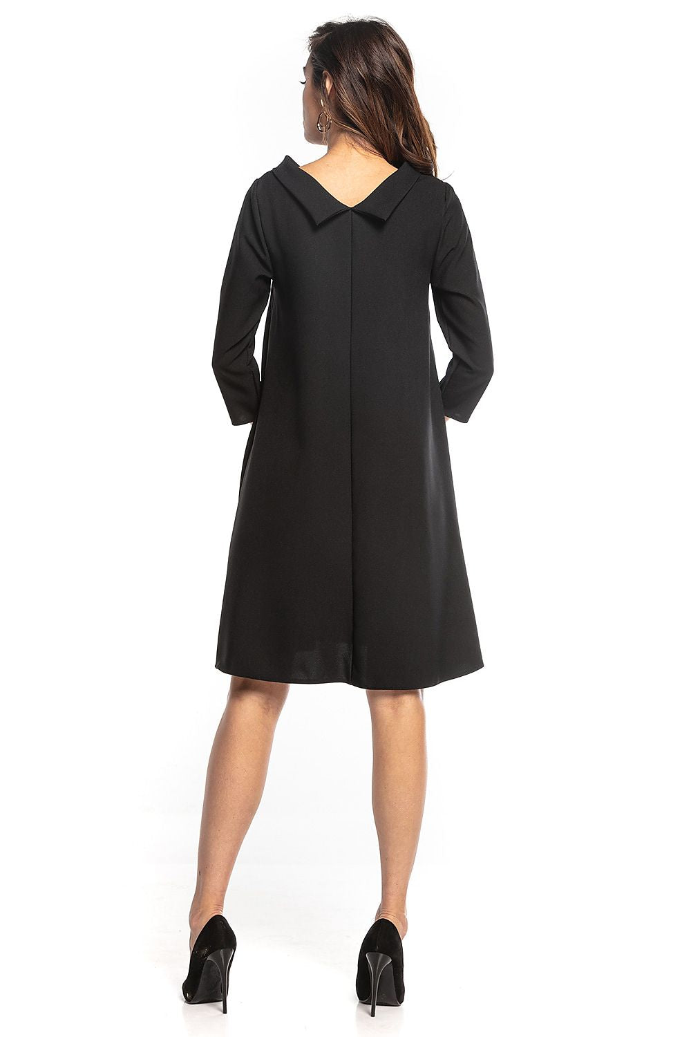 Back view of the elegant black midi dress featuring a folded collar, designed by Tessita, showcasing sophistication and timeless style.