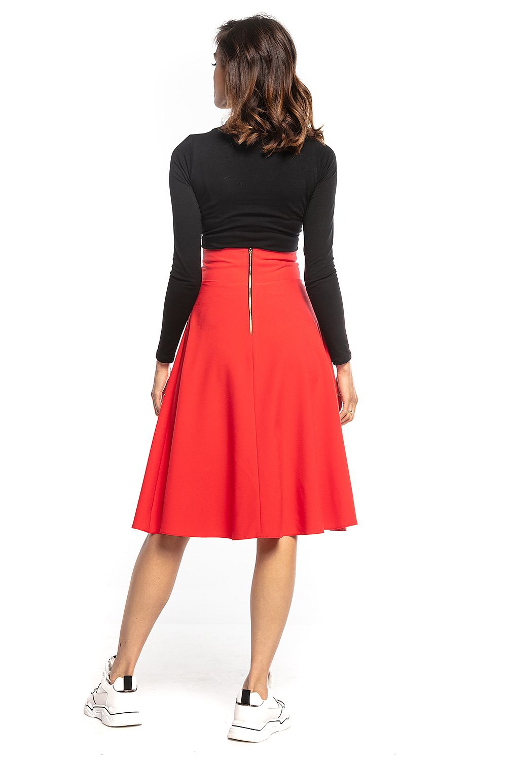 Elegant red midi skirt with high waist and decorative zipper, showcased from the back, paired with a stylish black top, perfect for sophisticated casual wear by Tessita.