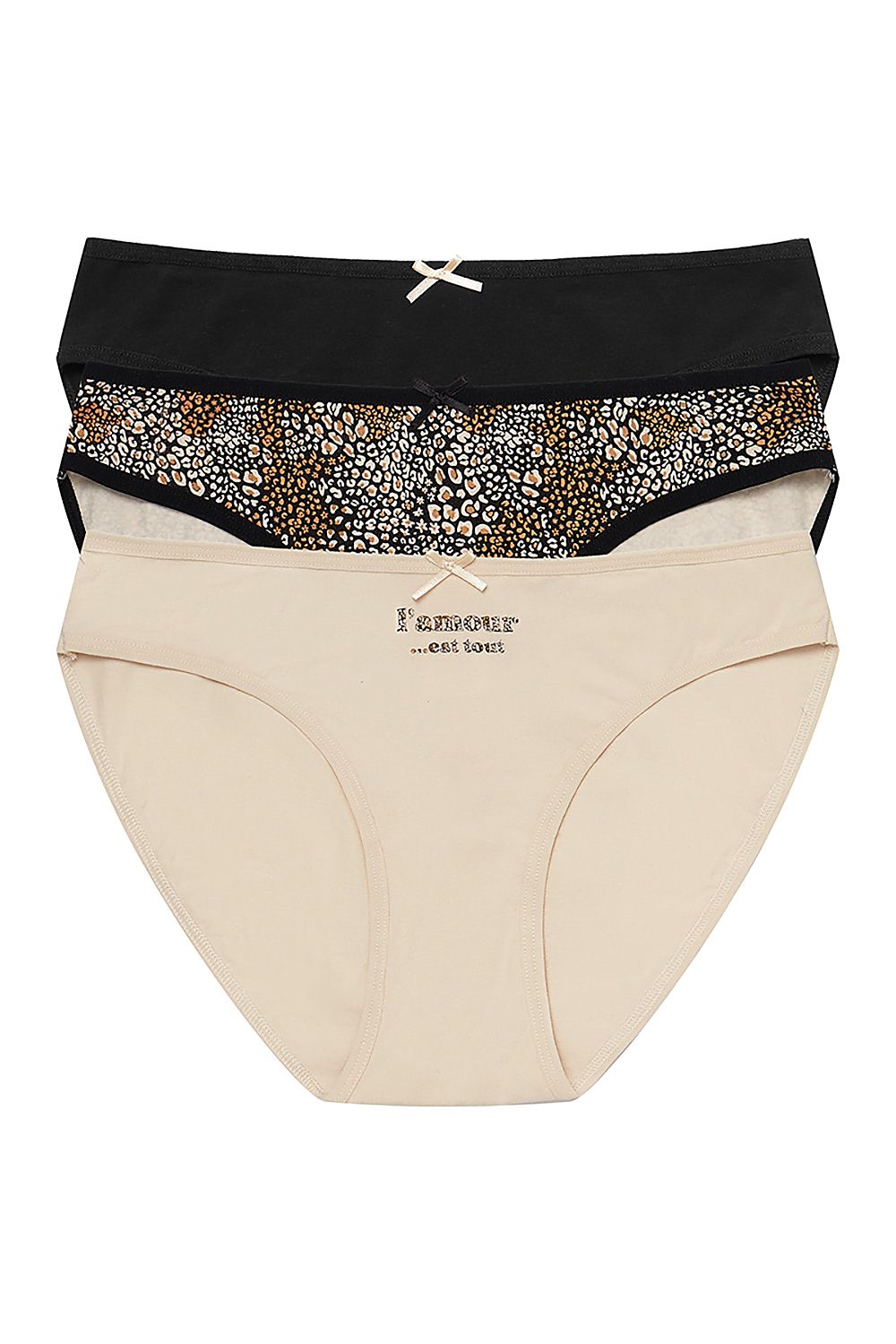 Henderson Women's Cotton Panties featuring flat seams for invisibility under clothing, providing timeless comfort and sophistication.