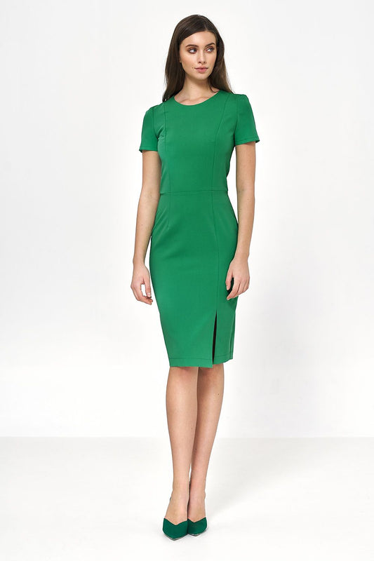 Elegant front view of the Nife Minimalist Daydress in rich green, featuring a flattering waist-cut design, perfect for both office and evening wear.
