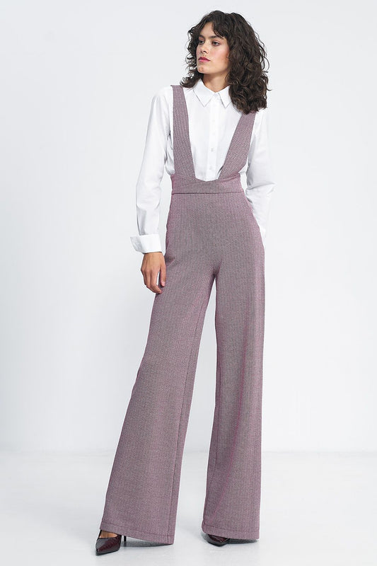 Elegant close-up of Nife's high-waisted jumpsuit with suspenders, showcasing the intricate details and modern fabric blend for a timeless look.