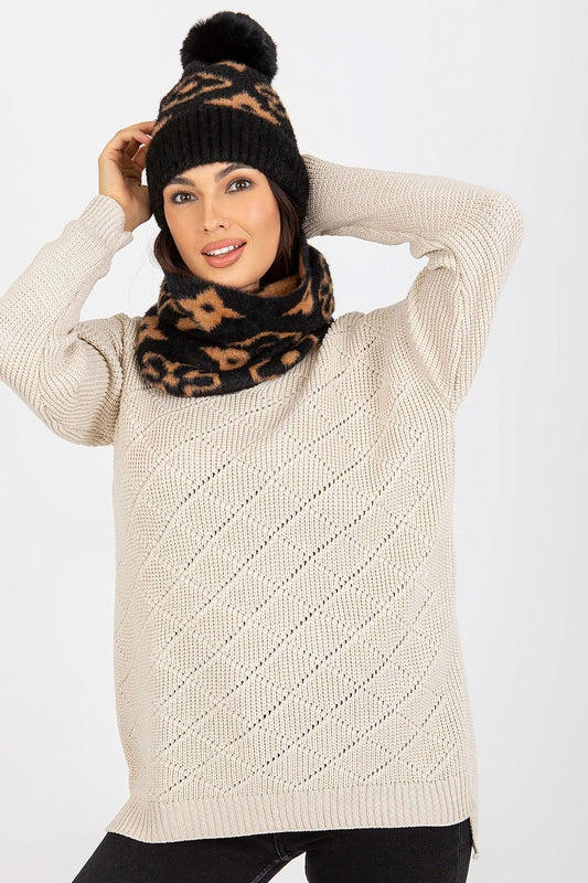 Wide welt winter cap made from 100% acrylic, perfect for staying warm in style during chilly weather.