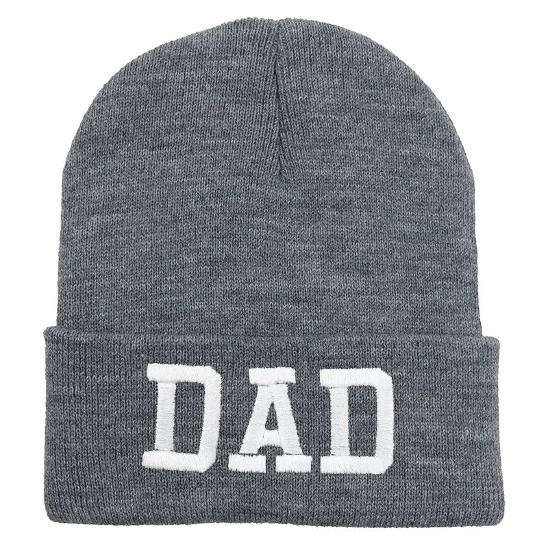 Stylish wool cap with an innovative eaveless design, featuring exquisite embroidered letters for a contemporary look.