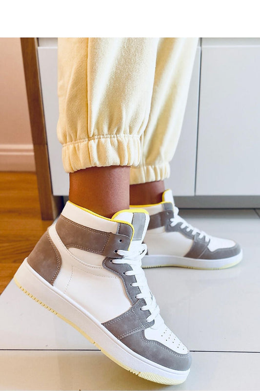 Women's Orthopedic Sneakers for Flat Feet: A Comprehensive Guide