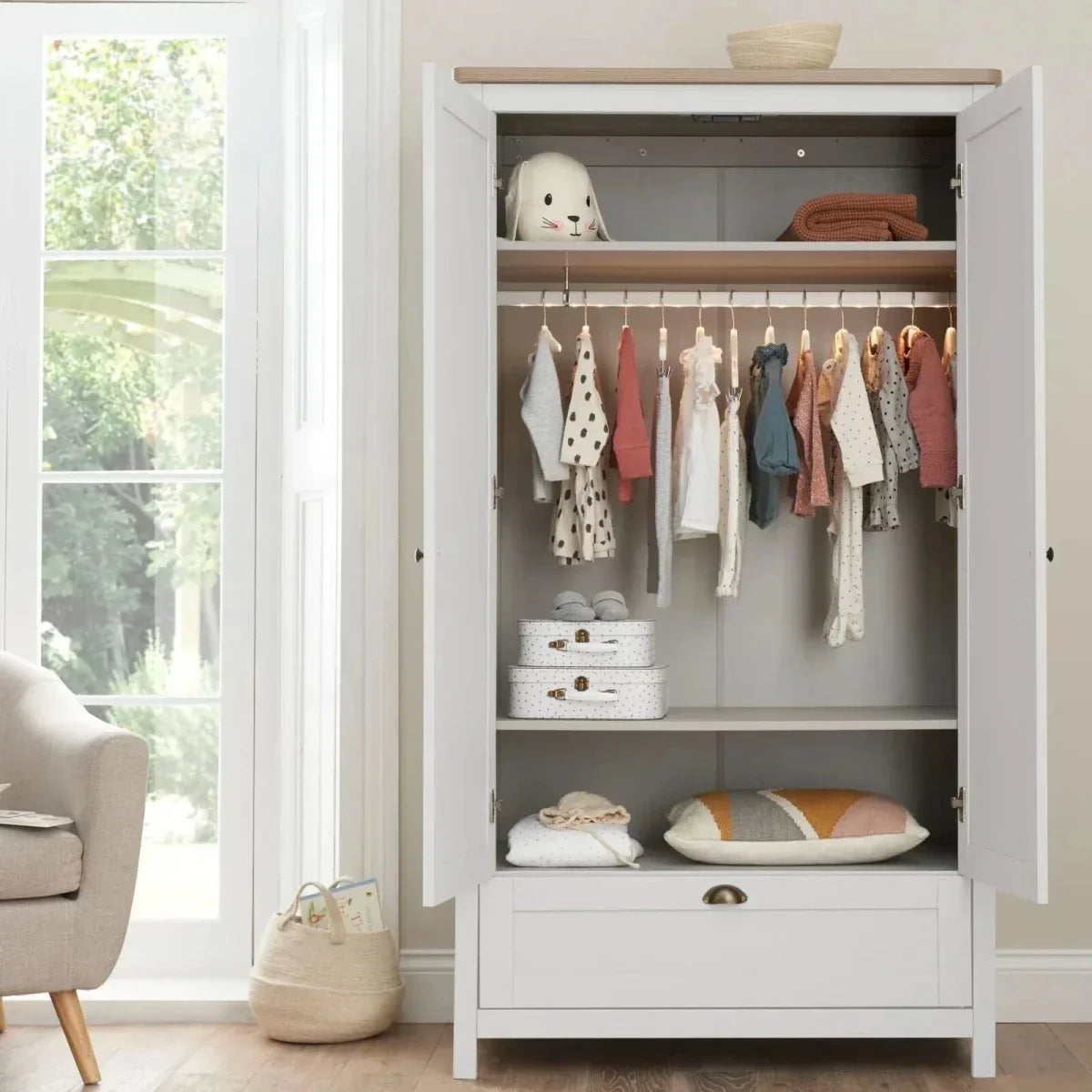 Armoires & Wardrobes