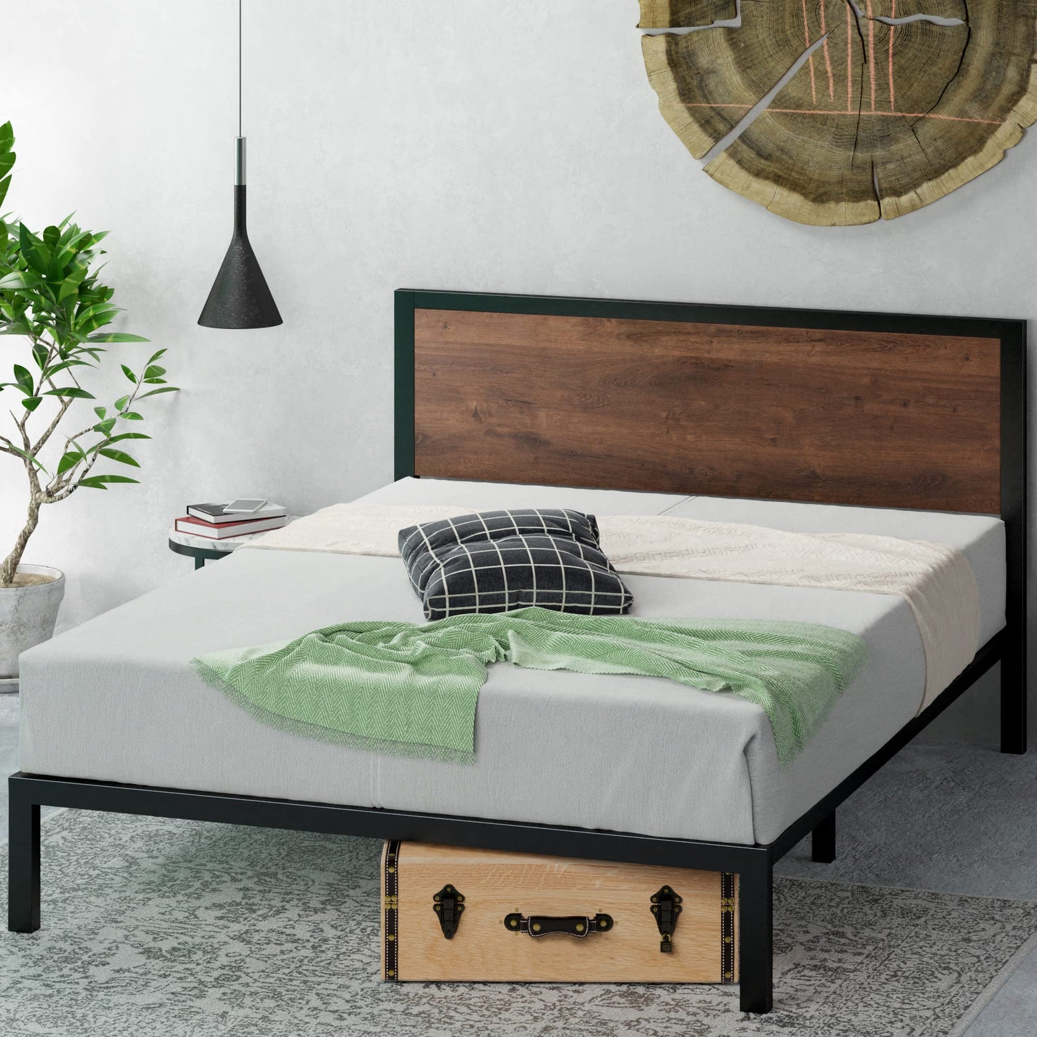 Beds & Accessories