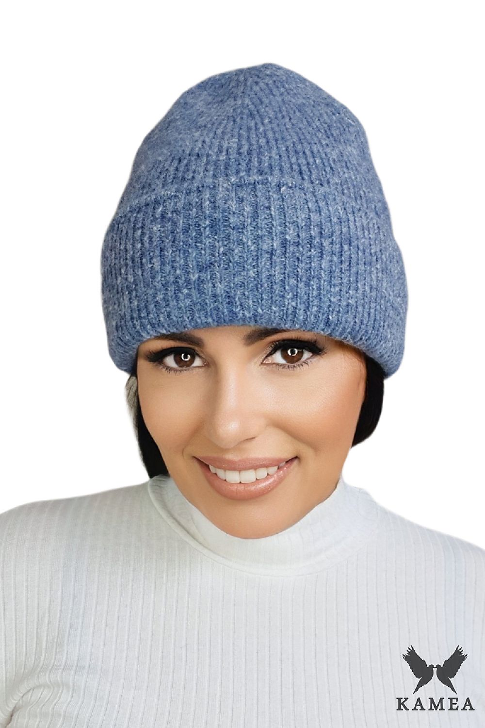 Luxurious Kamea accessories collection featuring elegant winter hats and snood sets, perfect for autumn and winter fashion, available in various colours and sizes.