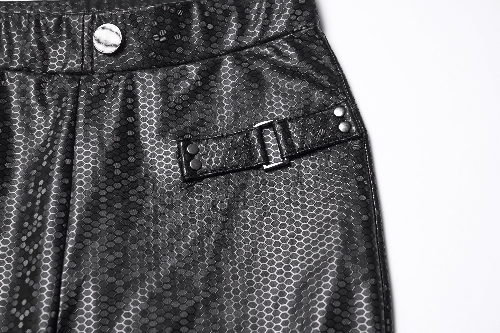 Full-length view of the Punk Rave Ravenna Leggings in a stylish ensemble, emphasizing the luxurious fabric and flattering fit that epitomises contemporary elegance.