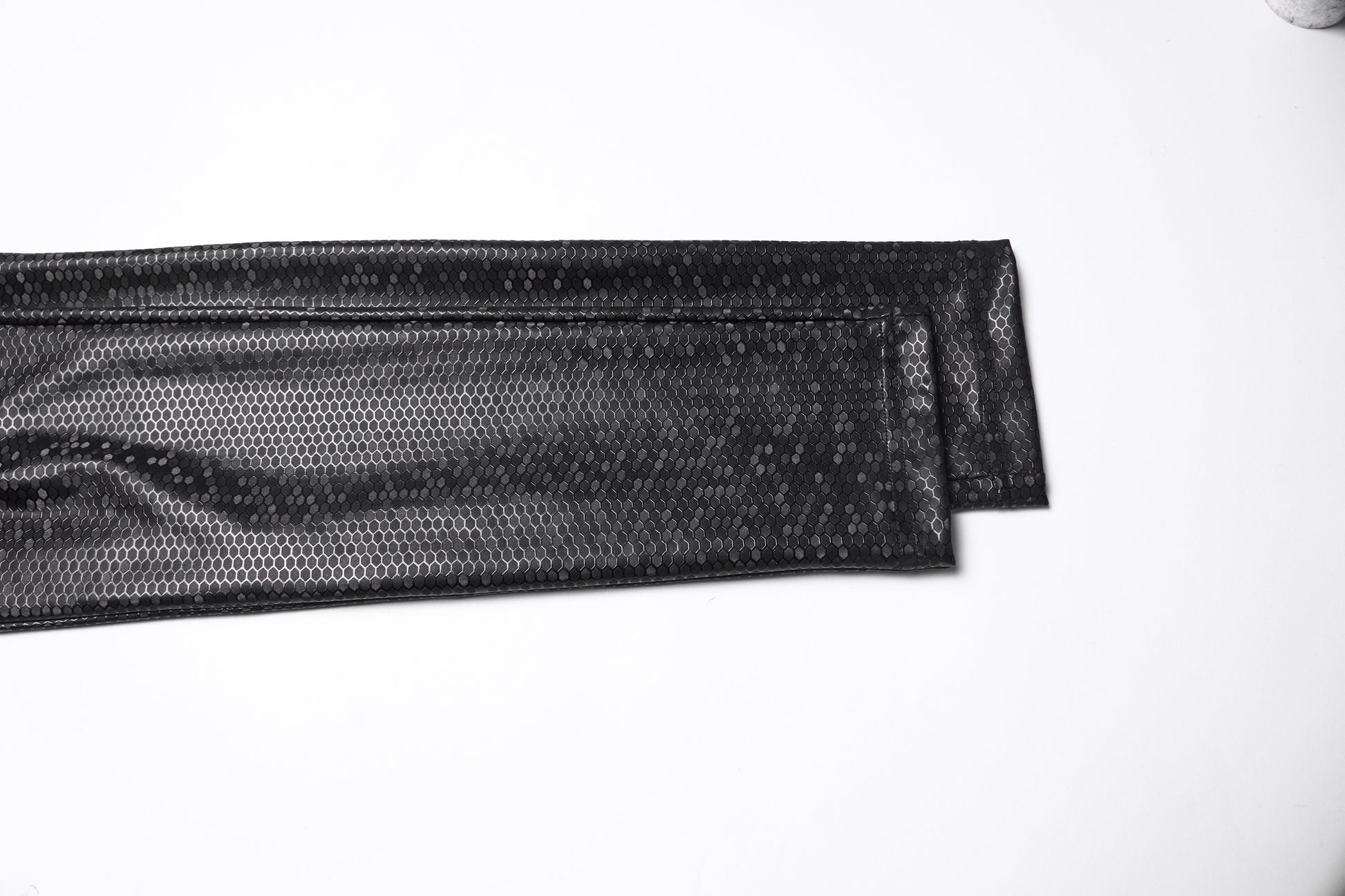 Punk Rave Ravenna Leggings in high-rise black with a prism-effect finish, showcasing delicate buckle straps and practical back pockets, perfect for a luxurious dark aesthetic.