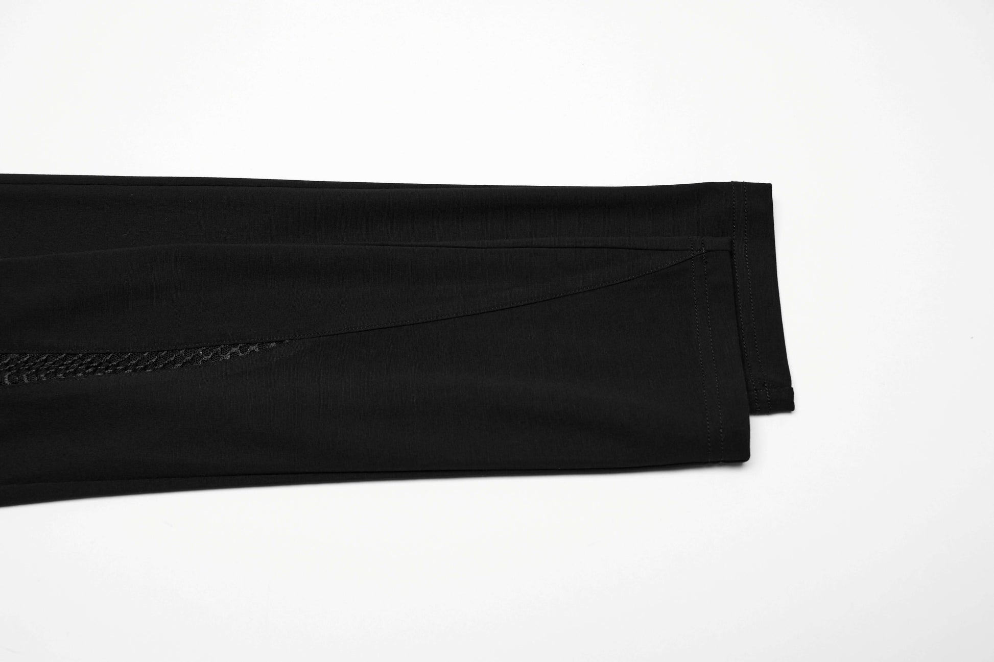 Punk Rave Ausha Leggings featuring elegant honeycomb mesh and stylish design, perfect for a luxurious punk rock aesthetic.