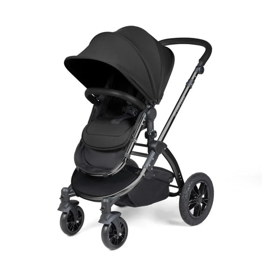 Ickle Bubba Stomp Luxe Travel System with i-Size Stratus Car Seat & ISOFIX Base 12 pcs - Black & Midnight & Black