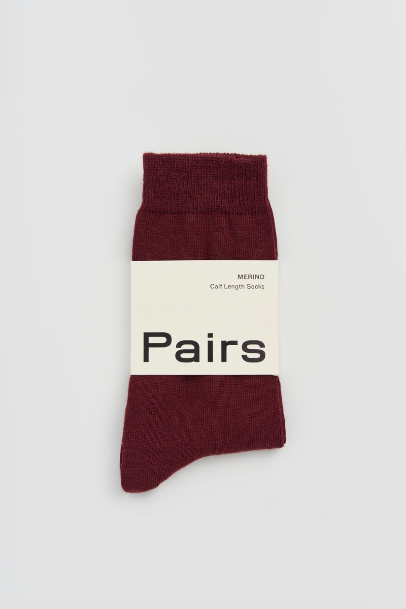 Versatile and stylish Merino wool socks, machine washable, perfect for maintaining comfort and sophistication.
