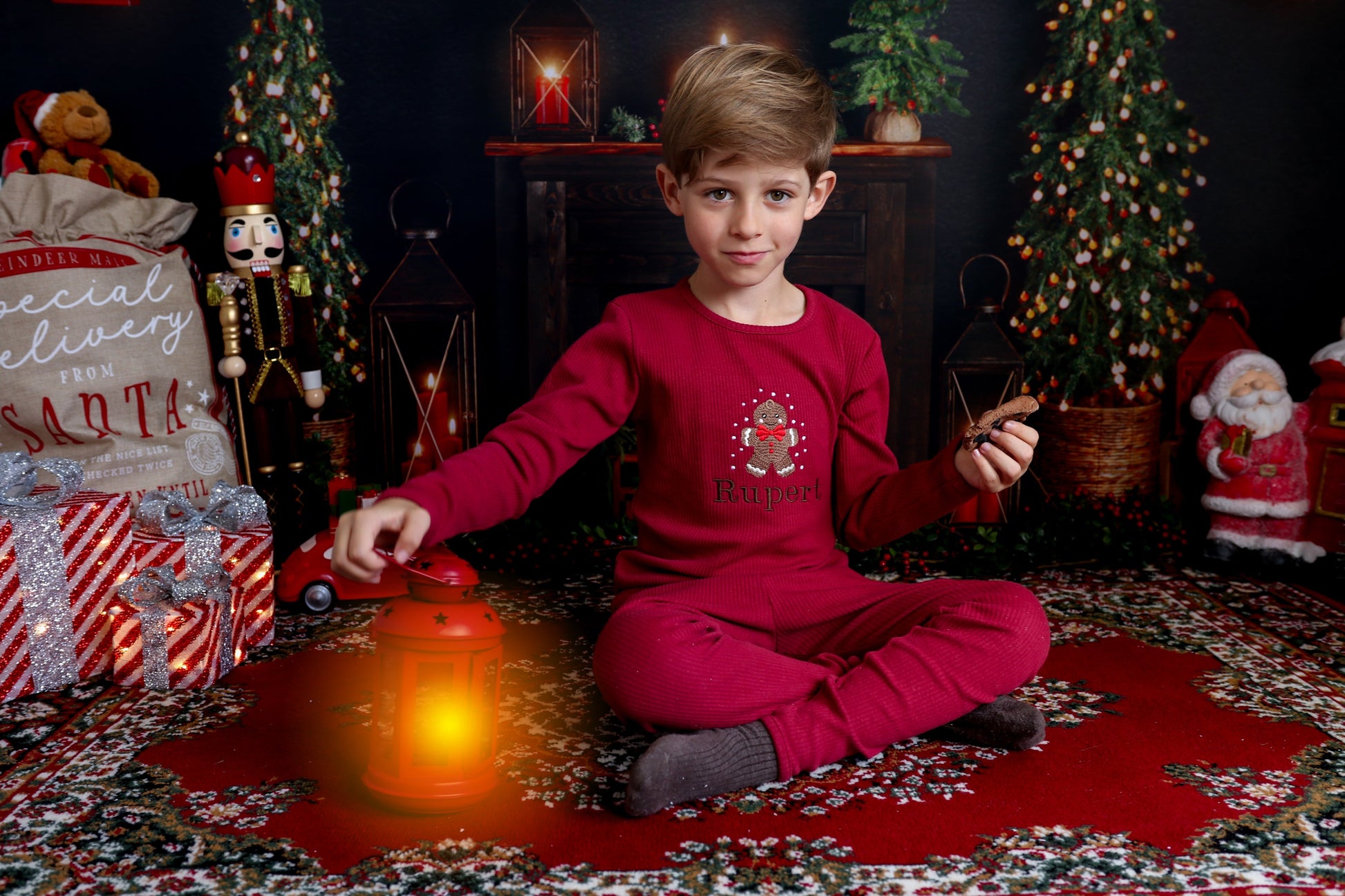 Luxury Christmas Gingerbread Man Lounge Set for Adults and Kids by DreamBuy, showcasing festive holiday wear in a cozy design.