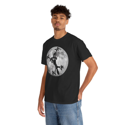 Stylish black t-shirt adorned with a striking design of Wile E. Coyote reaching out towards a luminous moon, an ideal choice for sophisticated casual attire.
