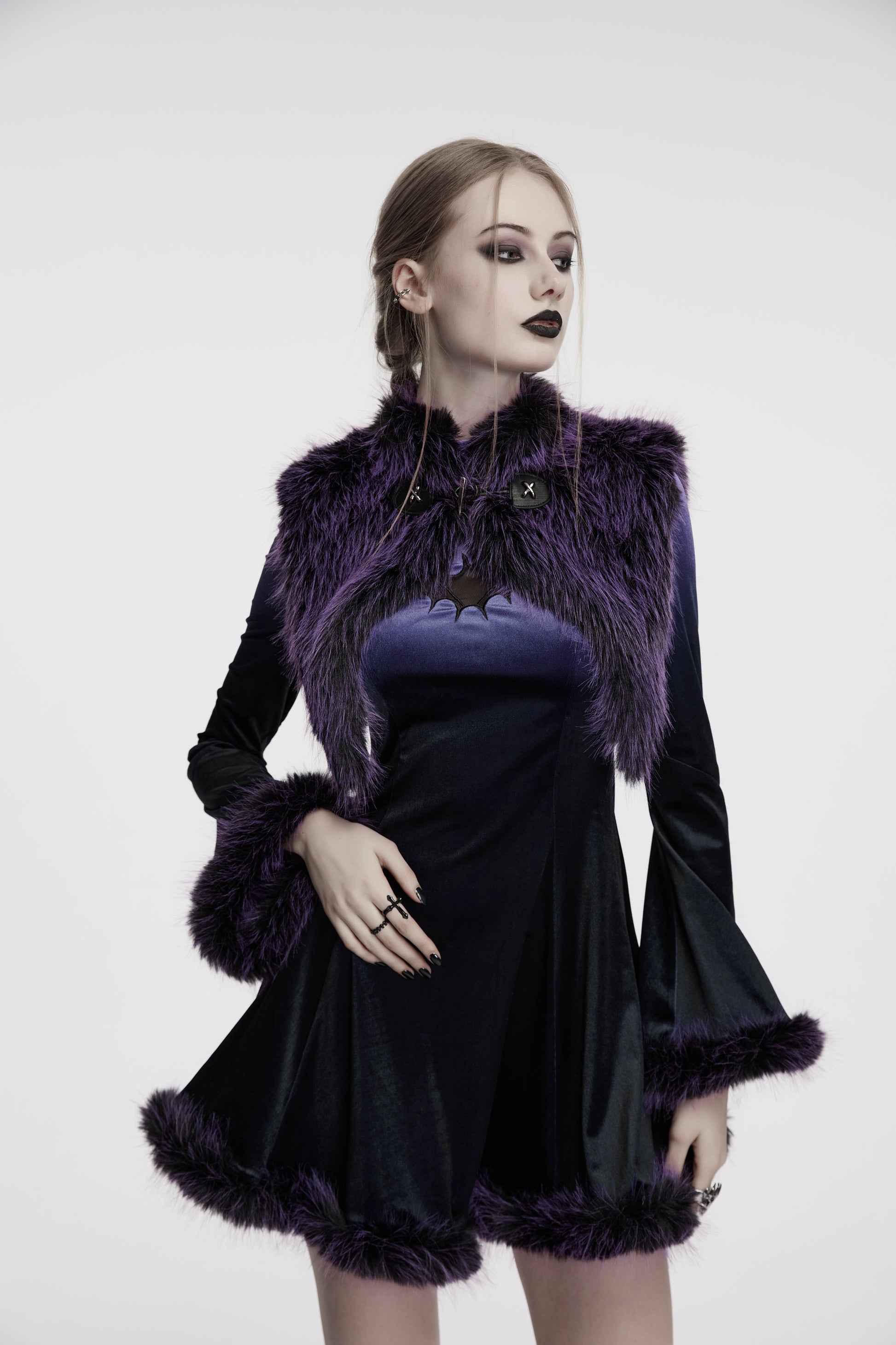 Luxurious Punk Rave Lilith Gradient Faux Fur Shawl in violet featuring a dramatic stand-up collar, perfect for enhancing gothic and alternative ensembles.