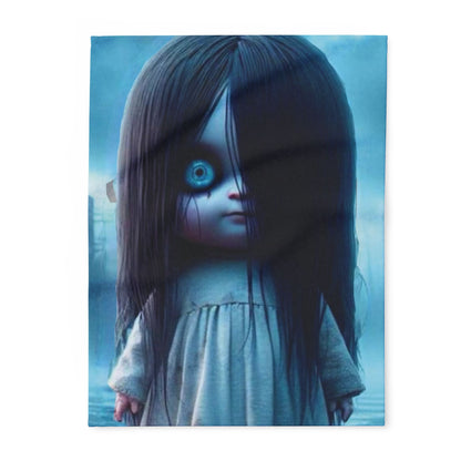 Decorative and Warm Halloween Samara The Ring spooky Arctic fleece blanket featuring an eerie doll design with long black hair and striking blue eye, perfect for enhancing your Halloween decor.