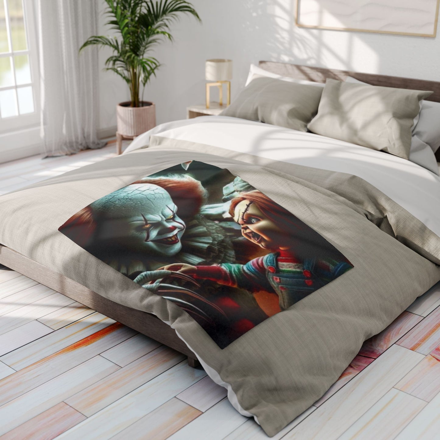 Decorative and Warm Halloween  Pennywise Chucky Arctic Fleece Blanket 3 Sizes