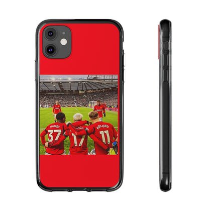 Sophisticated Manchester United Mainoo Garnach Hojlund Soft Phone Case adorned with a striking team photo, an essential for passionate soccer supporters.