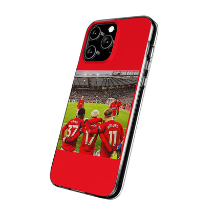 Elegant Manchester United Mainoo Garnach Hojlund Soft Phone Case featuring the dynamic camaraderie of players, perfect for dedicated soccer enthusiasts.