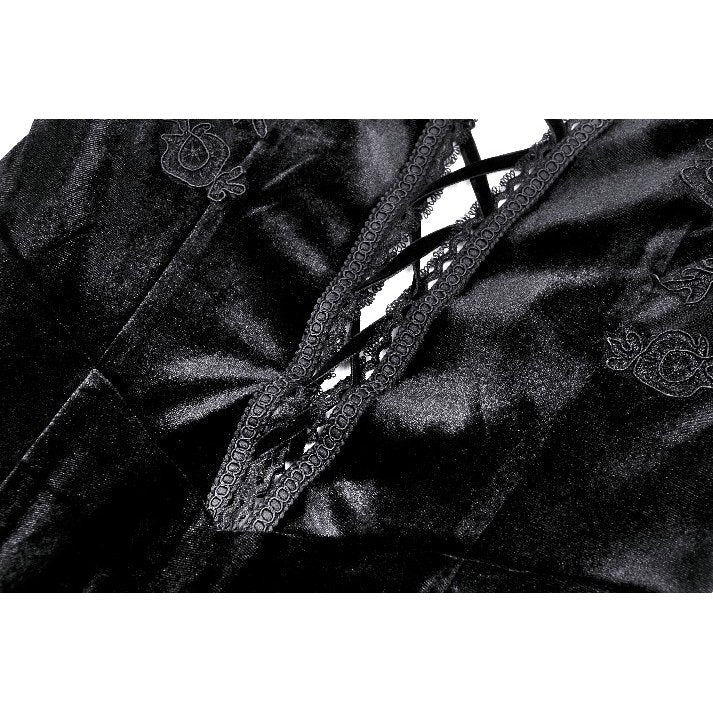 Chic high-slit feature of the Dark in Love Vera Gothic Maxi Dress, perfect for adding a sultry touch to any glamorous outfit.