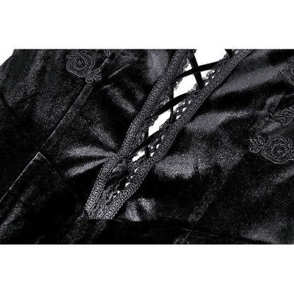 Chic high-slit feature of the Dark in Love Vera Gothic Maxi Dress, perfect for adding a sultry touch to any glamorous outfit.