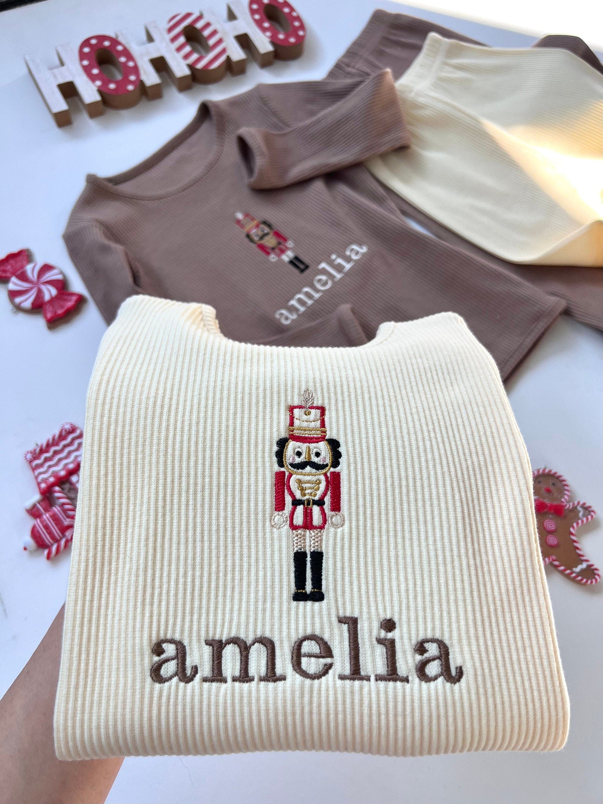 Comfortable 3-piece outfit for festive gatherings, expertly crafted by DreamBuy, perfect for holiday celebrations.