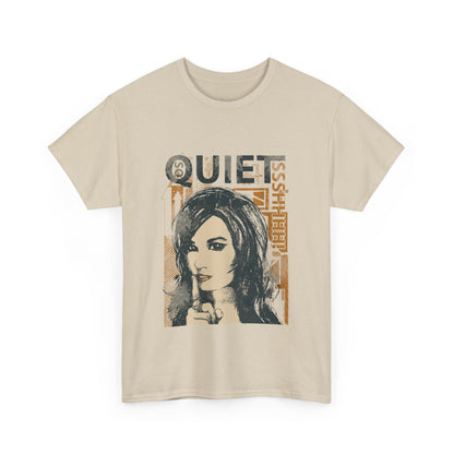 Artistic men's t-shirt in beige with a striking graphic design, highlighting urban portrait typography with a modern aesthetic.