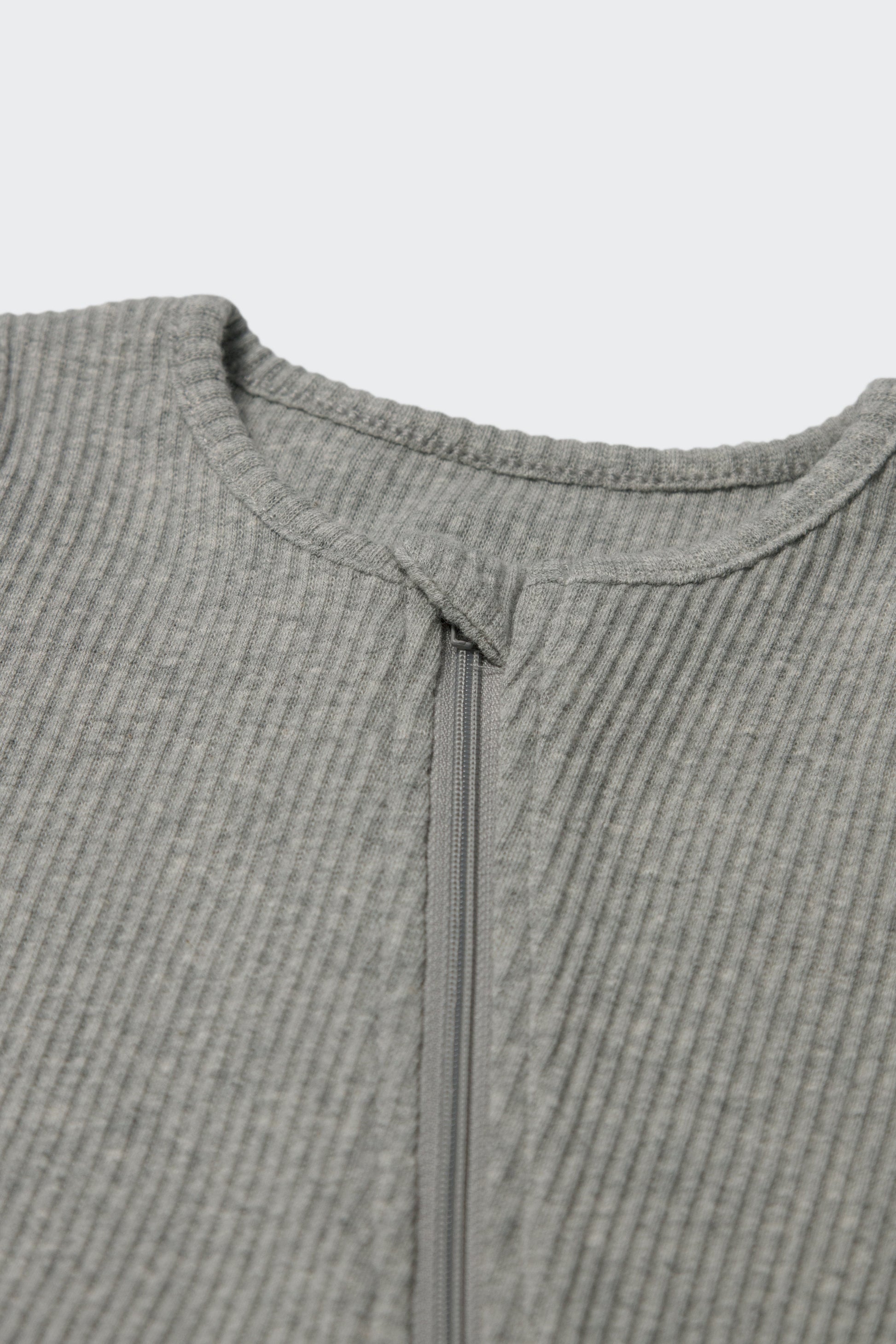 Elegant Dove Grey Zipper Sleepsuit for infants and toddlers by DreamBuy, ensuring a peaceful night's sleep.