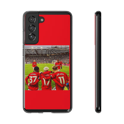 Manchester United Mainoo Garnach Hojlund Soft Phone Case showcasing a vibrant design featuring players in red jerseys, perfect for soccer fans wanting elegance.