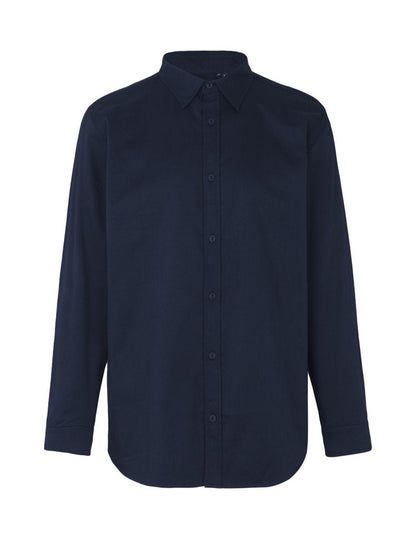 Sophisticated Twill Shirt details with unique buttons made from pressed waste cotton, perfect for eco-conscious consumers.