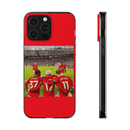 Manchester United Mainoo Garnach Hojlund Soft Phone Case artfully showcasing an iconic moment of team unity, an exquisite choice for avid soccer enthusiasts.