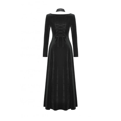 High-slit design of the Vera Gothic Maxi Dress, featuring rich velvet fabric that epitomizes luxury and sophistication.