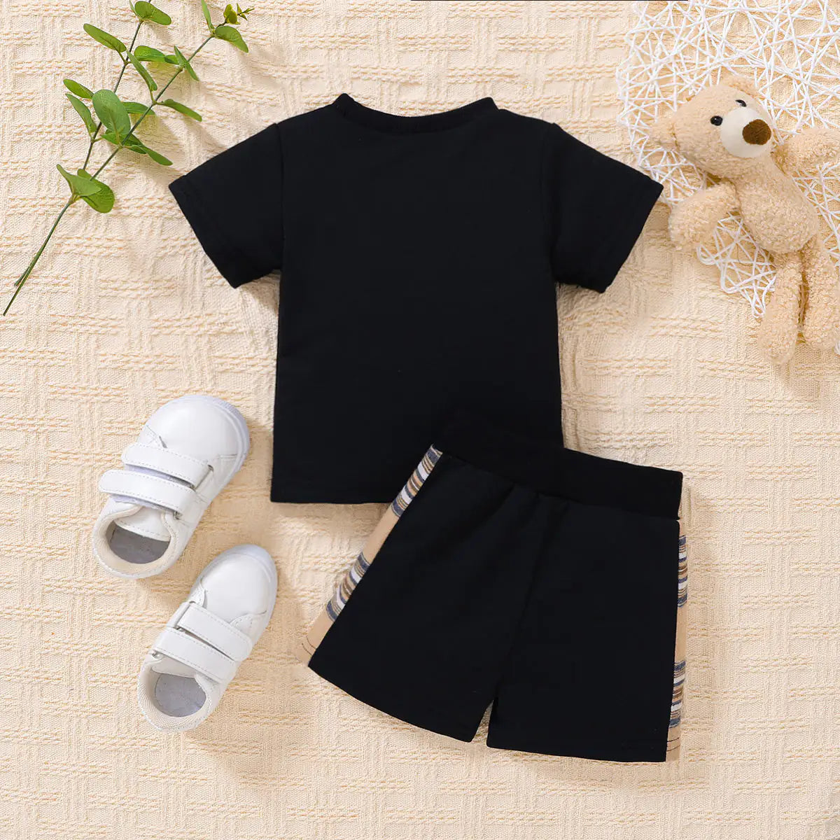 Baby's  Bear Graphic Round Neck Tee and Short Set