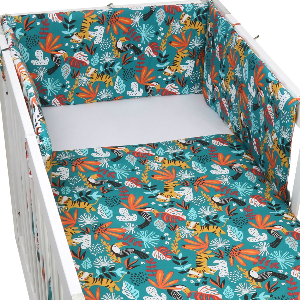 FORREST 3 Piece Reversible Cot Bed Set – Organic Cotton Baby Bedding - Rainforest