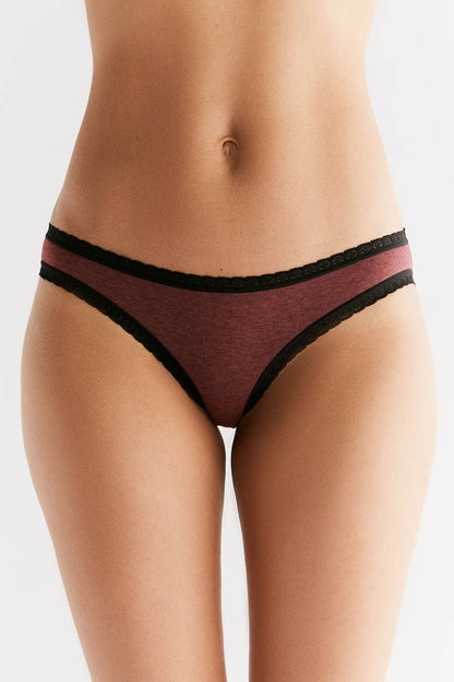 Comfortable, one size fits most organic cotton briefs for women, adorned with premium soft lace trim.