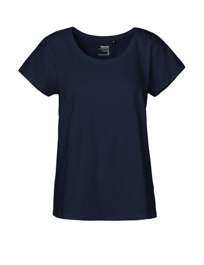 Stylish display of a woman wearing a loose fit organic t-shirt, highlighting the effortless chic look ideal for casual and sophisticated outfit combinations.