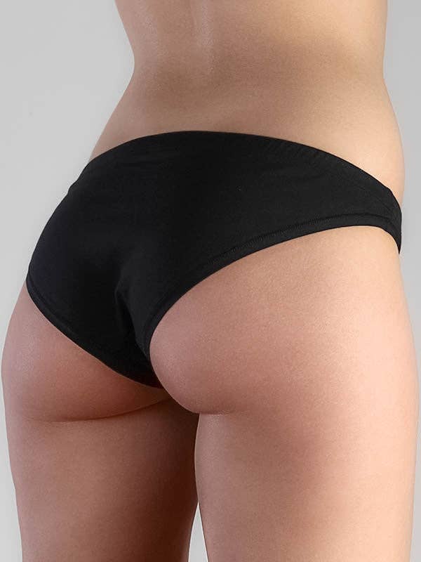 Luxury organic cotton stretch briefs for women, showcasing soft jersey fabric and a comfortable fit in an elegant design.