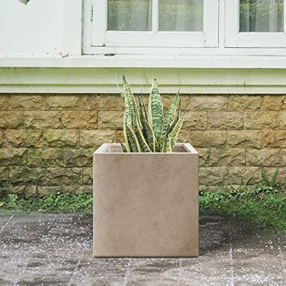 Kante Planter, Weathered Concrete, 16" x 16" x 16"