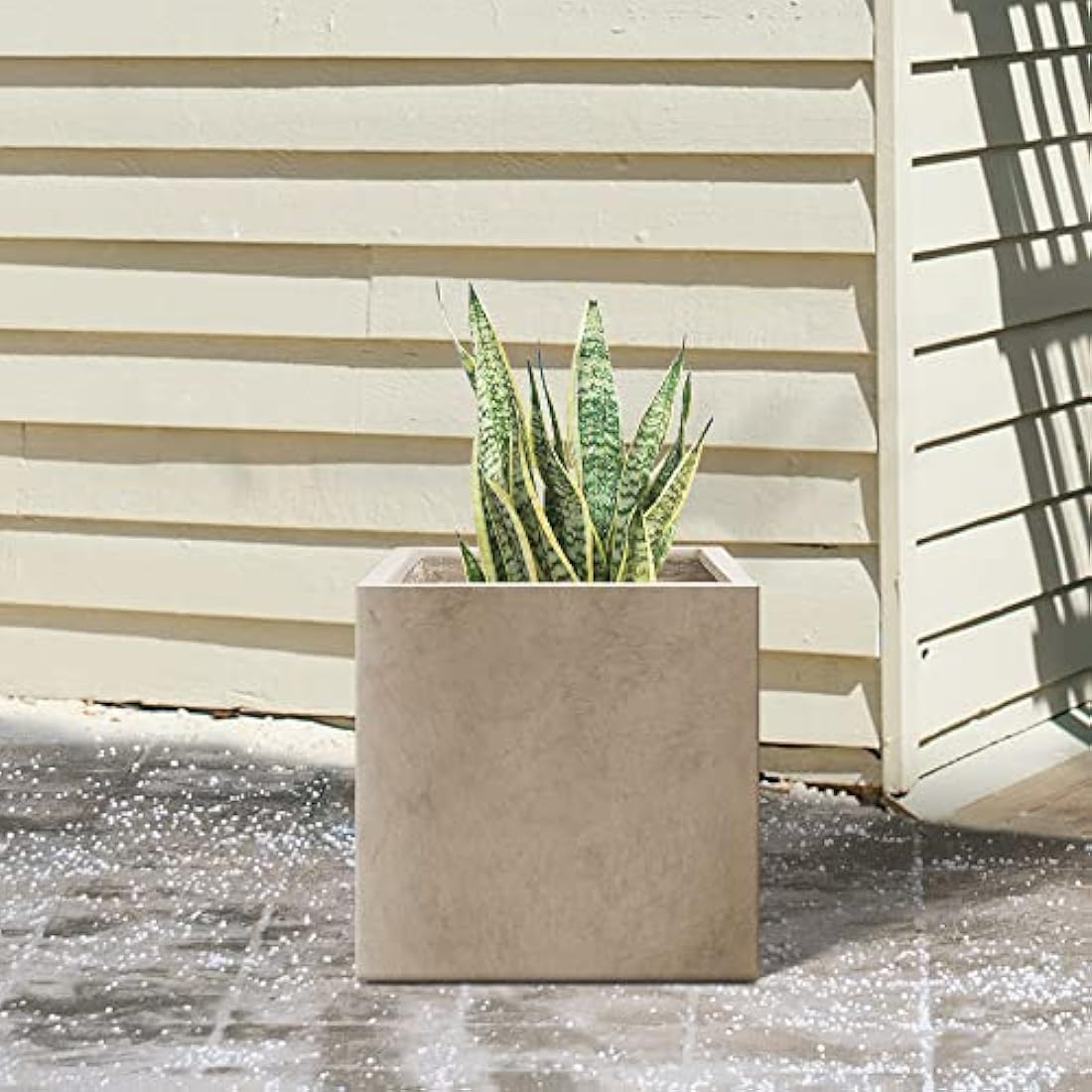 Kante Planter, Weathered Concrete, 16" x 16" x 16"