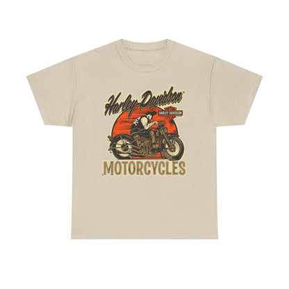 Vintage Harley-Davidson Motorcycle T-Shirt: Classic Biker Style, Rugged Design