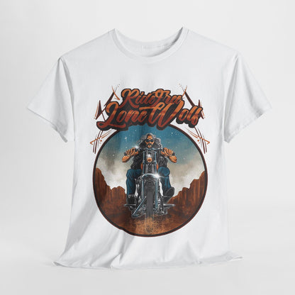 Ride Free Lone Wolf Motorcycle T-Shirt: Bold Graphic Design Adventurous Souls