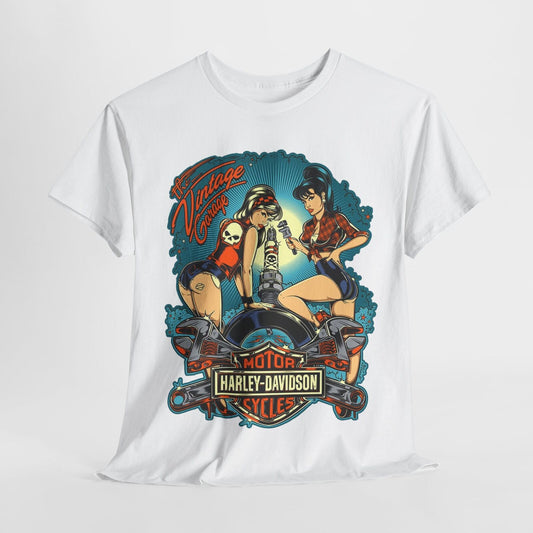 Retro Pin-Up T-Shirt: Garage Glamour with Motorcycle Mechanics & Harley Spirit!