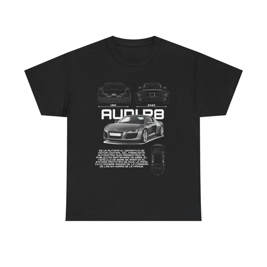 Elegant black t-shirt displaying a detailed blueprint design of the Audi R8, highlighting its evolution from 1904 to 2020, complemented by bold lettering and informative Spanish text about the iconic sports car.