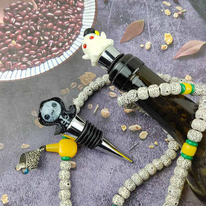 Halloween Sealed Stopper Vacuum Resin Wine Bottle Stopper featuring a whimsical ghost design atop a sleek metallic base, perfect for upscale Halloween gatherings.