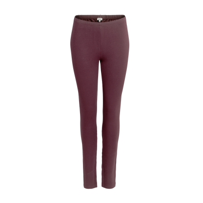 Warm and stylish women's high-rise leggings made from 94% organic cotton for a sustainable and chic look.