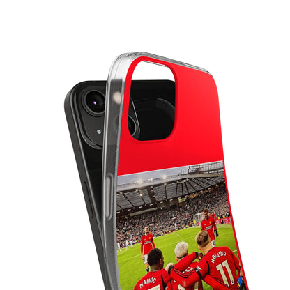 Chic Manchester United Mainoo Garnach Hojlund Soft Phone Case, featuring a close-up of the protective edge, designed for soccer enthusiasts with style.