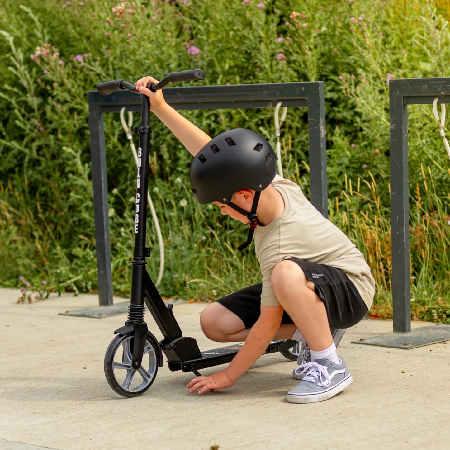 Black - Big 2 Wheel Scooter