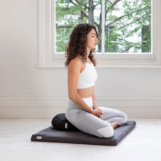 basaho Zabuton Meditation Mat | Organic Cotton | Recycled Fibre Filling (Tibetan Maroon)